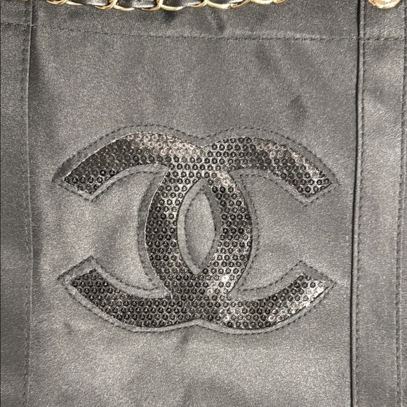 Authentic Chanel Black Tote, Gold Chain Handles Black on Black Sequin CC Logos - Picture 2 of 12